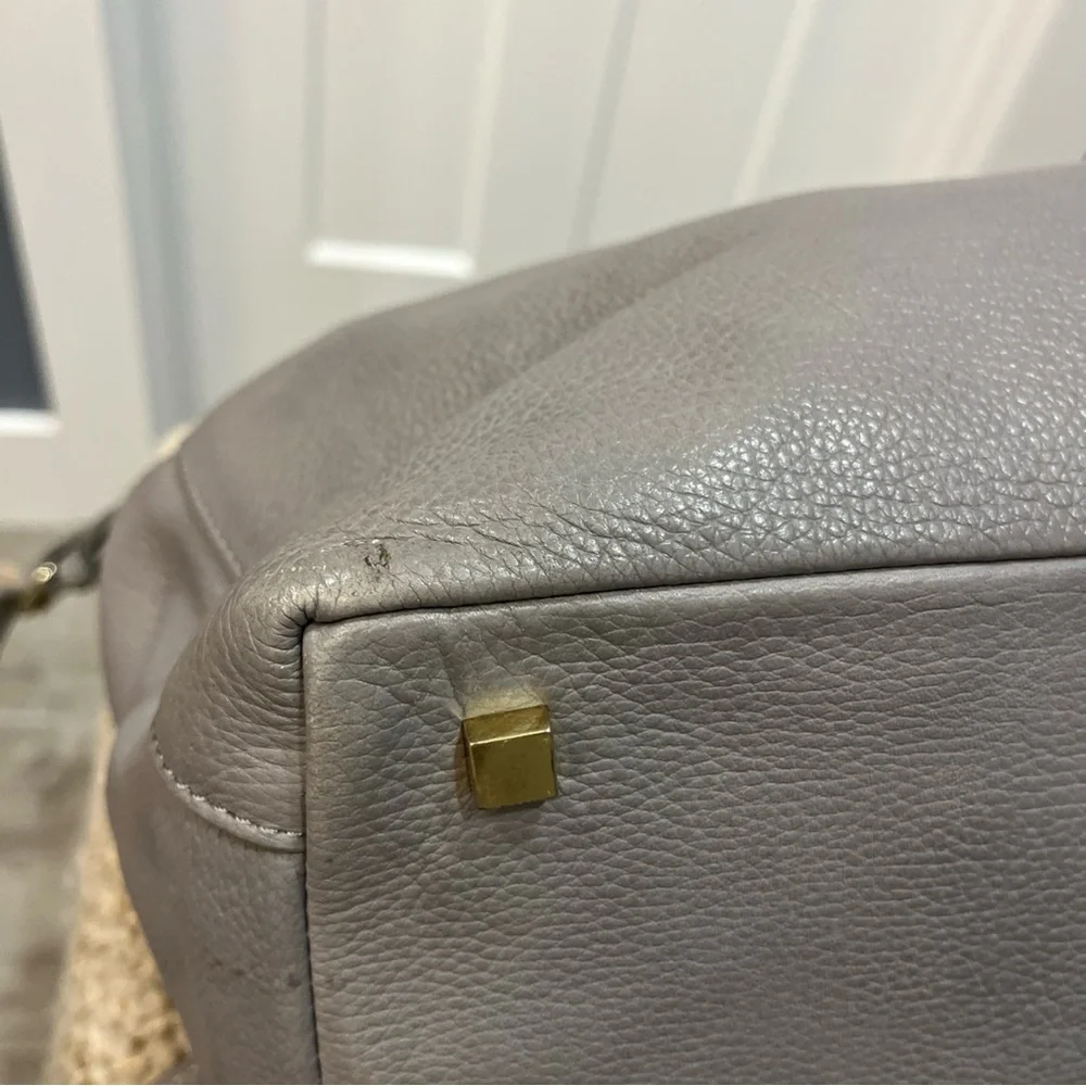 VINCE CAMUTO Large Zip Top Close Satchel Crossbody‎ Strap Pockets Gray